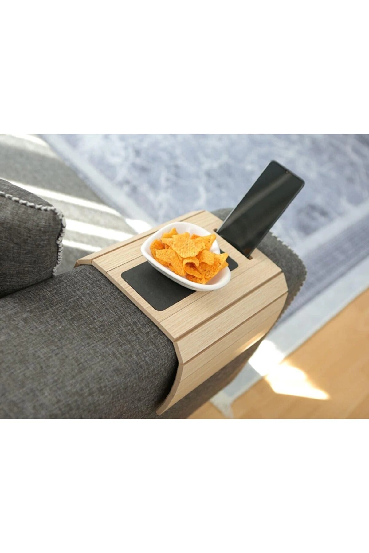 Houten armleuningtafel 50x27,8 cm met leren inzetstuk